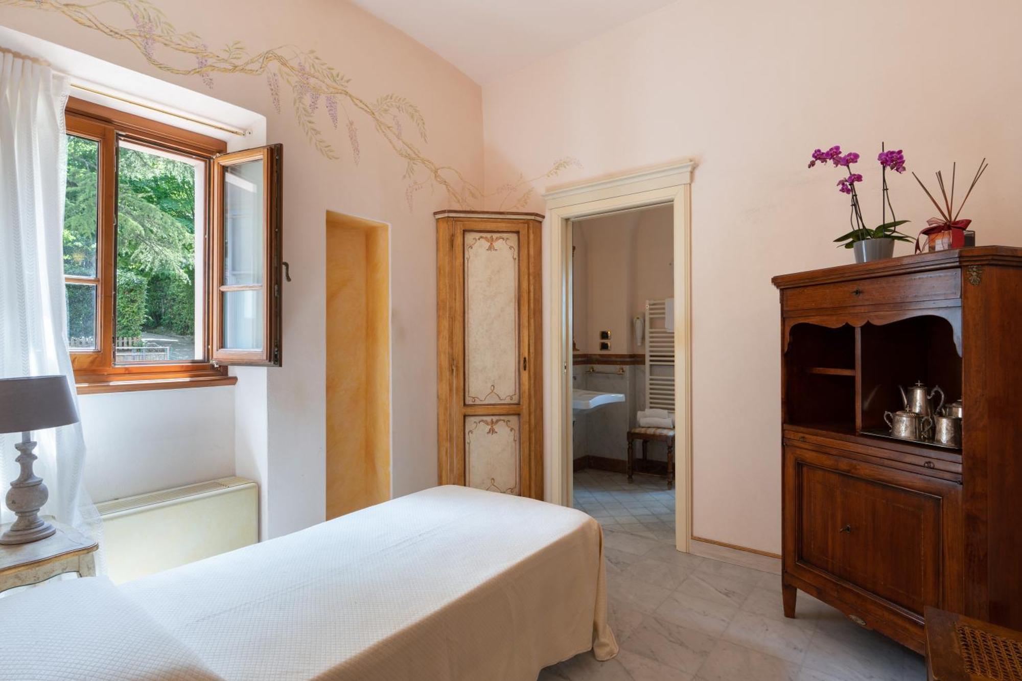 Relais Villa Bianca ガンバッシ・テルメ 部屋 写真